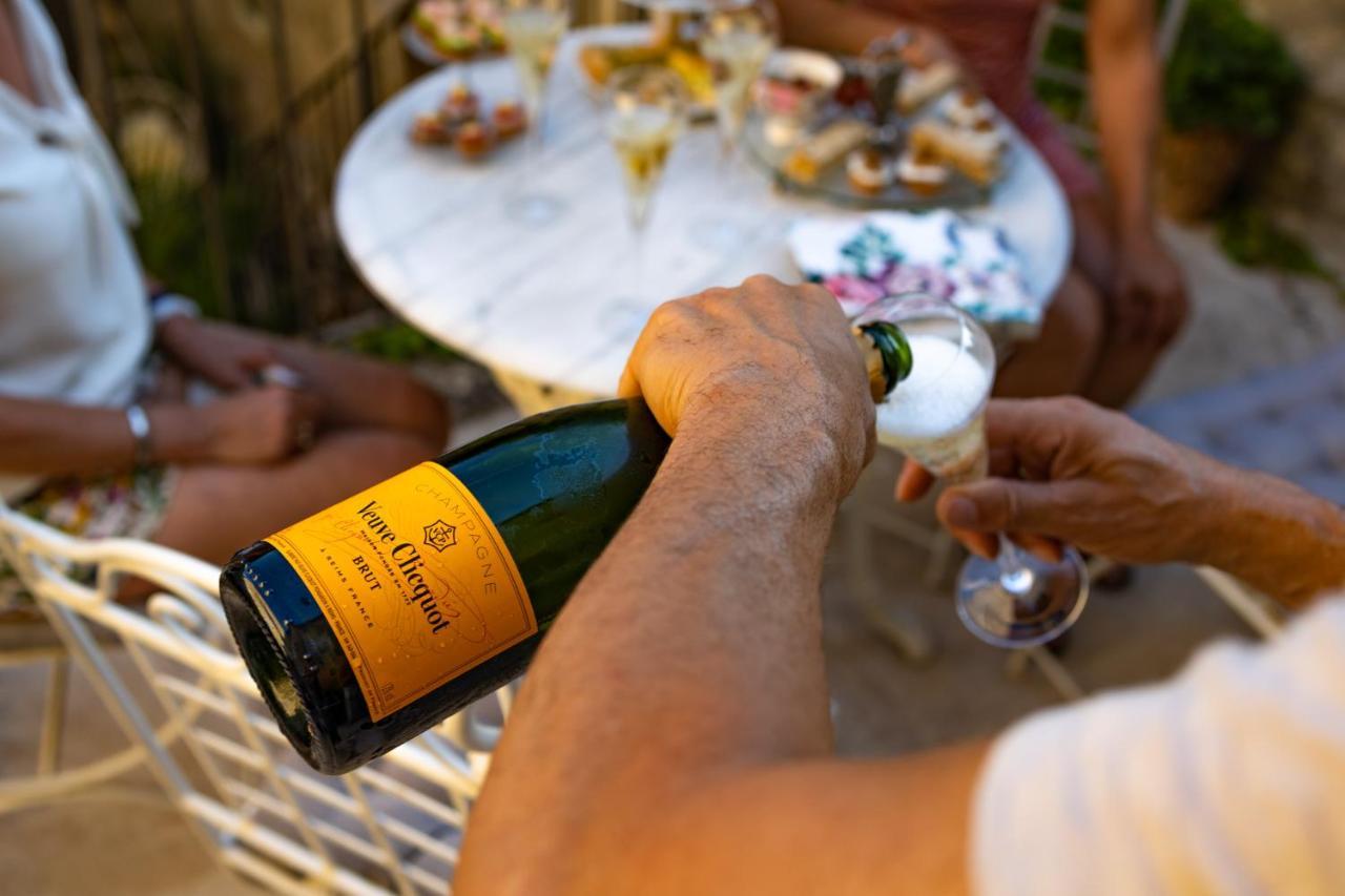 مبيت وإفطار كوندوم Champagne House - Elegance, Luxury And Charm المظهر الخارجي الصورة